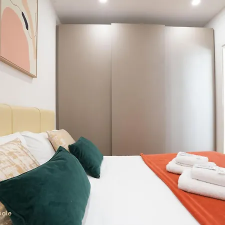 Daverio Business House Apartment